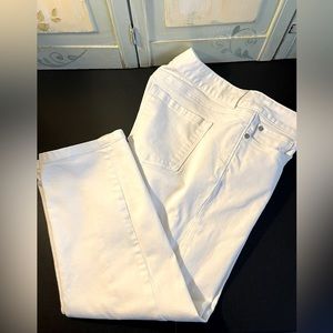 LOFT modern crop jeans mid rise size 29/8 white